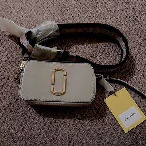 Marc Jacobs Snapshot Crossbody in New Dust color